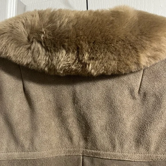 Women's Vintage Suede Fur Lined Brown Fur Collar Coat - Picture 8 of 10